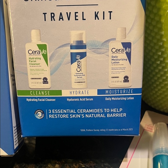 Skin / self care Essentials and Green Starbucks Frappuccino 30 years cup - Picture 4 of 13